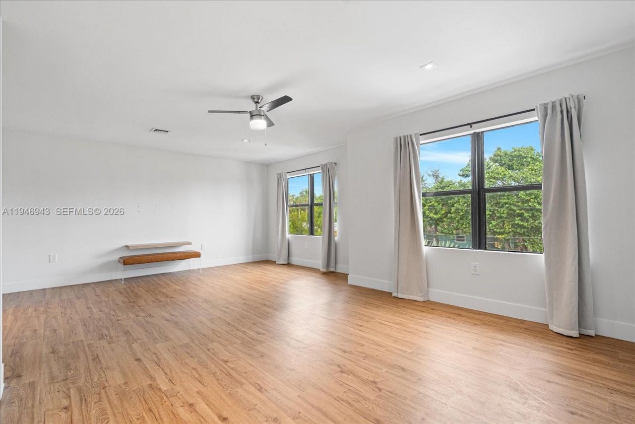 806 SW 29th St, Unit 806, Fort Lauderdale, FL 33315 Photo