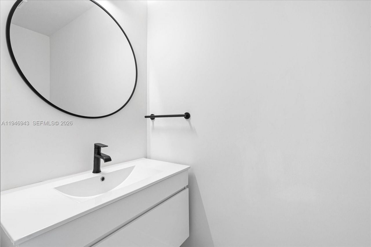 806 SW 29th St, Unit 806, Fort Lauderdale, FL 33315 Photo