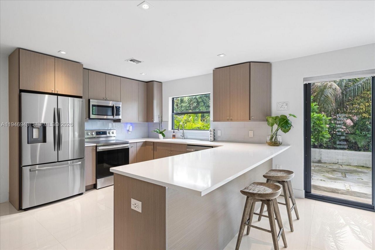 806 SW 29th St, Unit 806, Fort Lauderdale, FL 33315 Photo