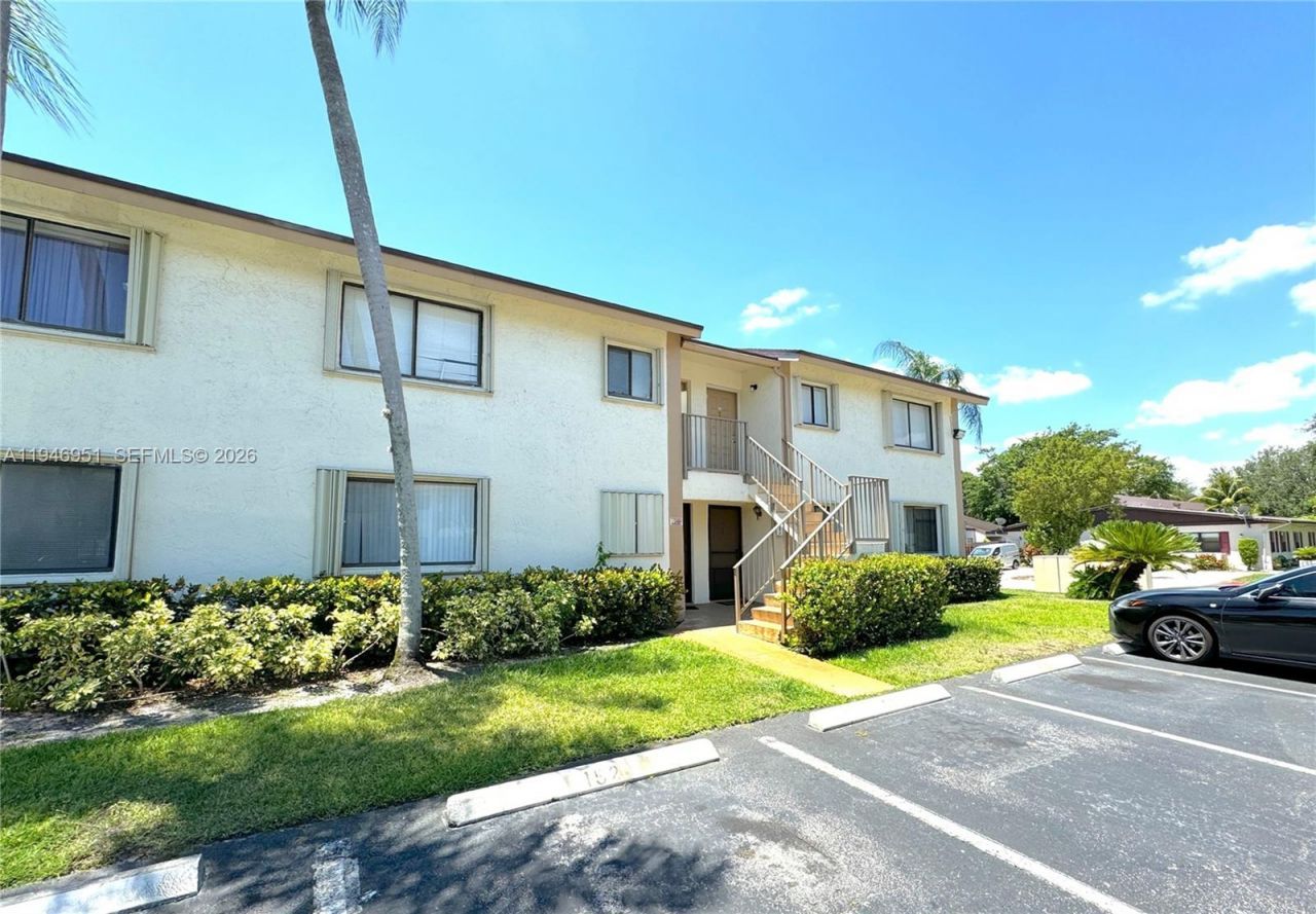 152 NW 60th Ave, Unit 5-3, Margate, FL 33063 Photo