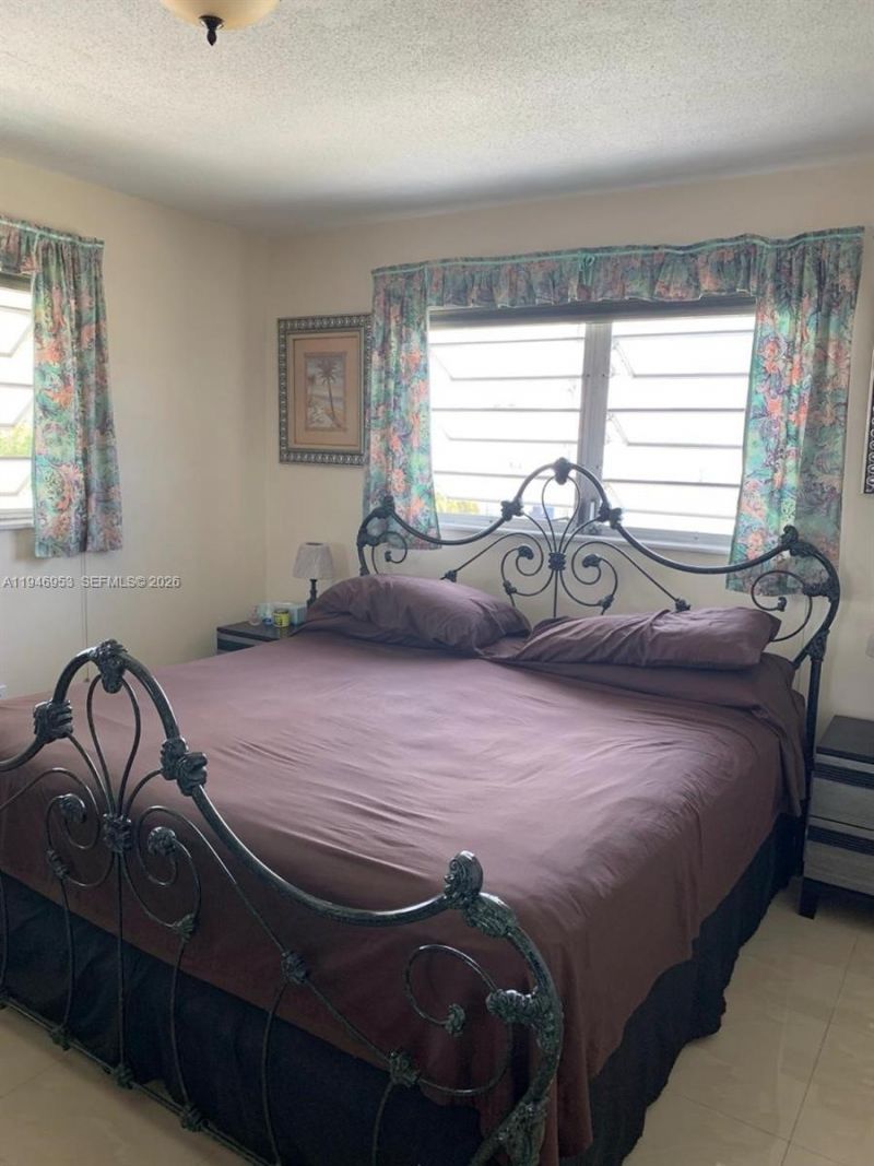 16801 NE 13th Ave , Unit 301, Miami, FL 33162 Photo