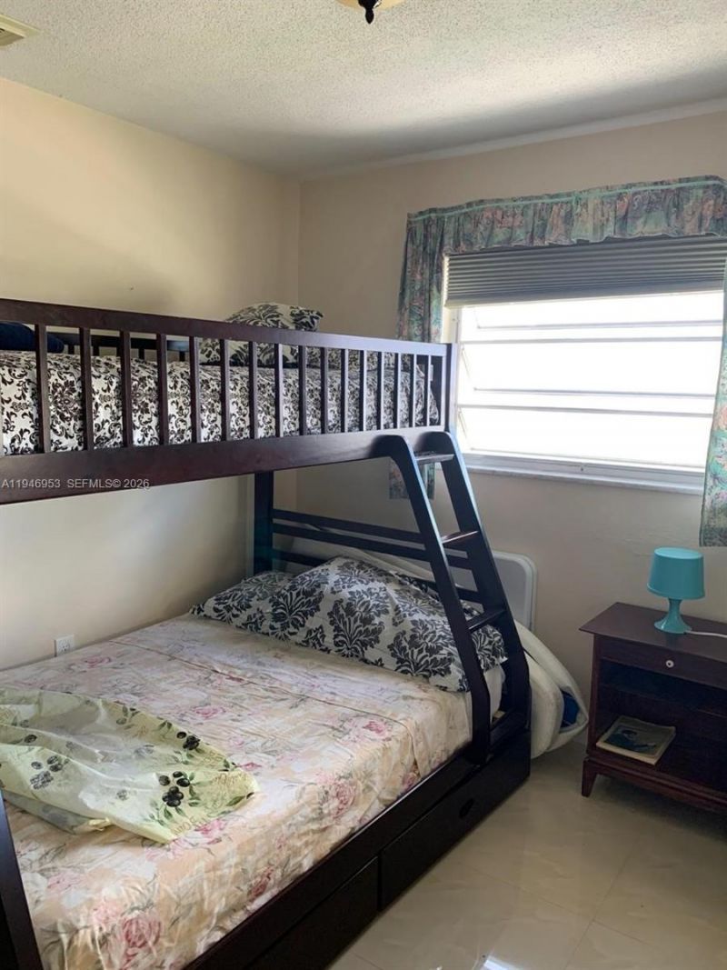 16801 NE 13th Ave , Unit 301, Miami, FL 33162 Photo