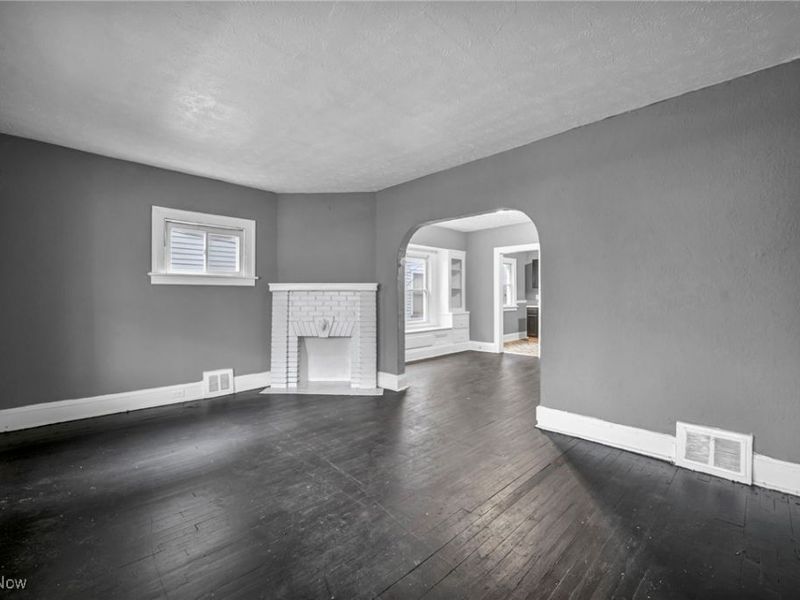 13818 Durkee Avenue, Cleveland, OH 44105 Photo 12