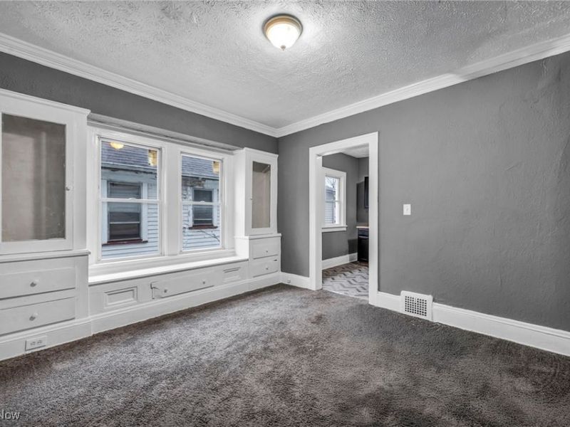 13818 Durkee Avenue, Cleveland, OH 44105 Photo 17