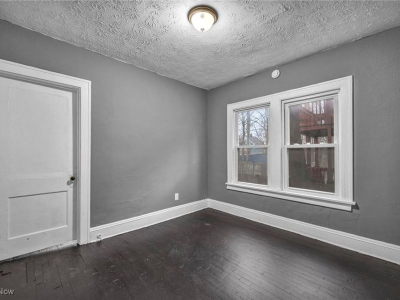 13818 Durkee Avenue, Cleveland, OH 44105 Photo 30