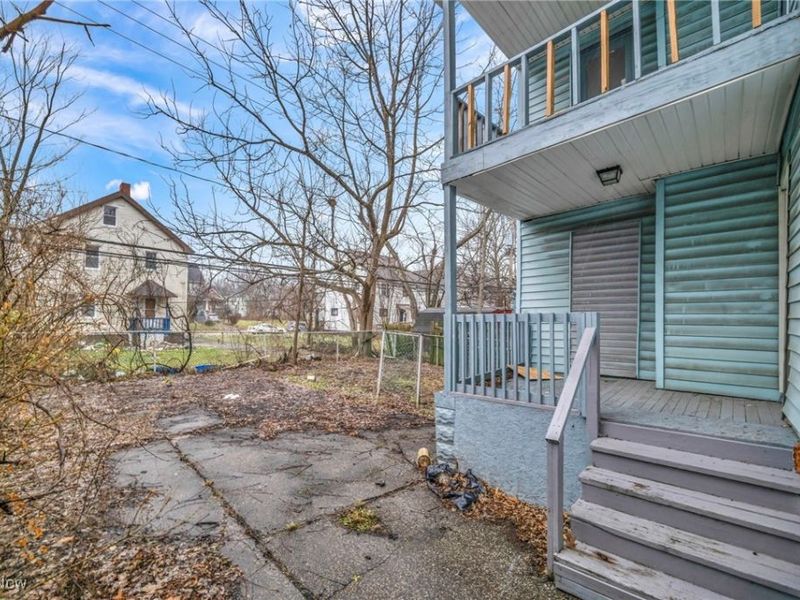 13818 Durkee Avenue, Cleveland, OH 44105 Photo 47
