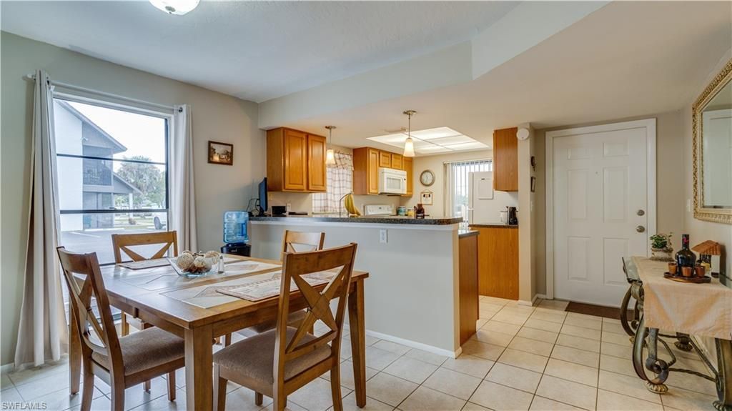 309 Nicholas Pkwy W, Unit 102, Cape Coral, FL 33991 Photo