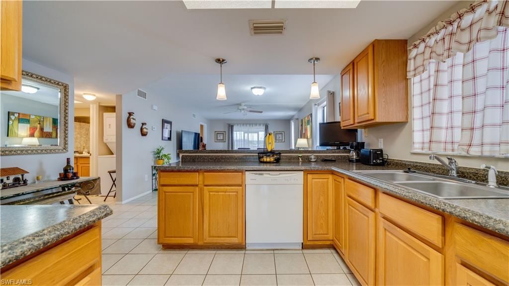 309 Nicholas Pkwy W, Unit 102, Cape Coral, FL 33991 Photo