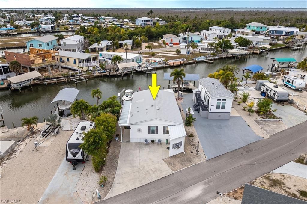 3811 Blueberry Ln, Saint James City, FL 33956 Photo