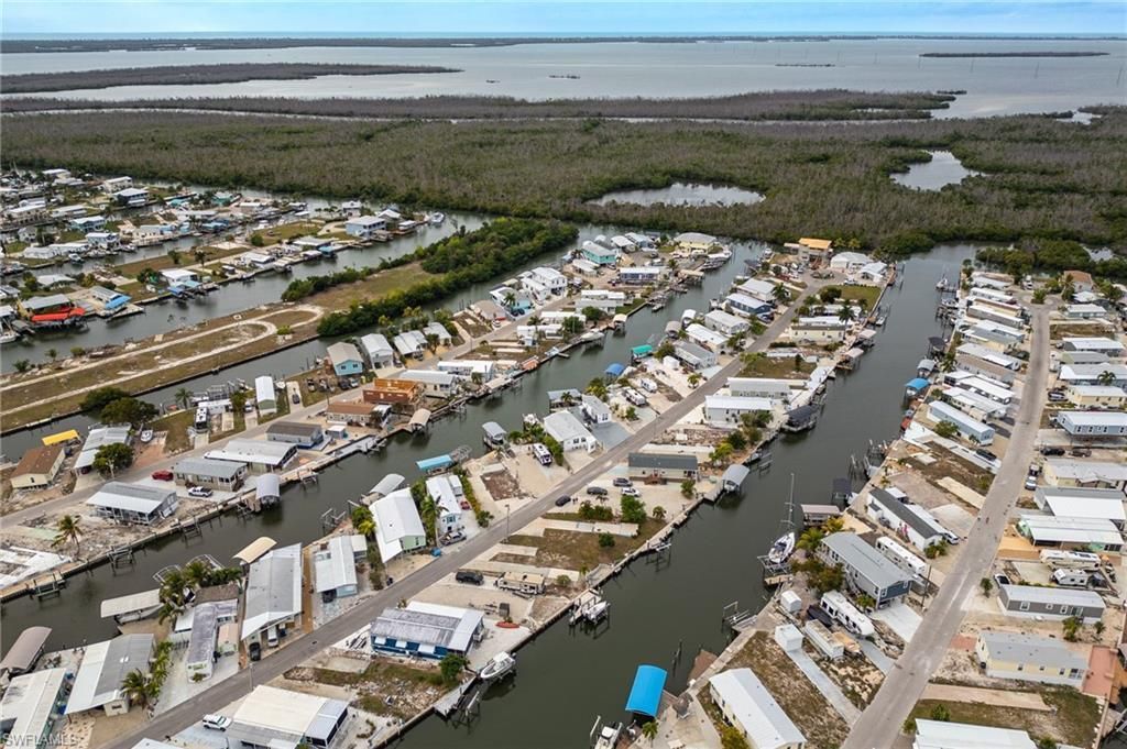 3811 Blueberry Ln, Saint James City, FL 33956 Photo