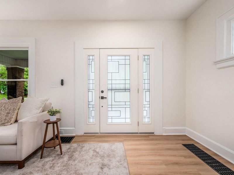 935 S Ohio Avenue, Columbus, OH 43206 Photo 4