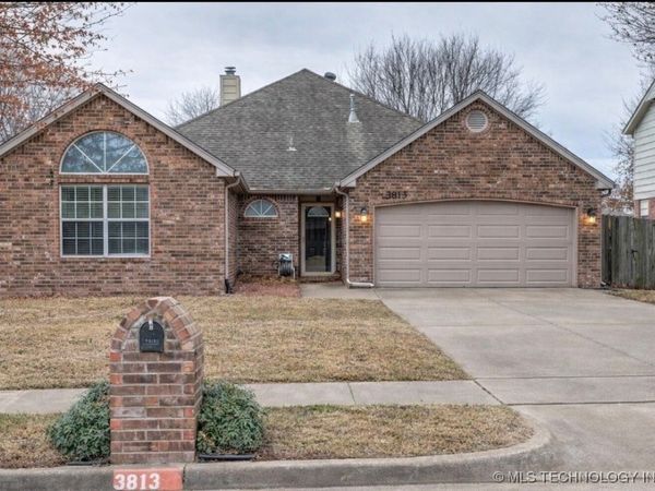 3813 W Galveston Street, Broken Arrow, OK 74012