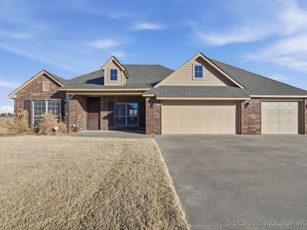 5925 E 145th Street North, Collinsville, OK 74021