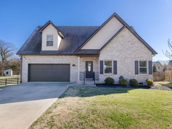 600 Twin Oak Dr, Murfreesboro, TN 37130