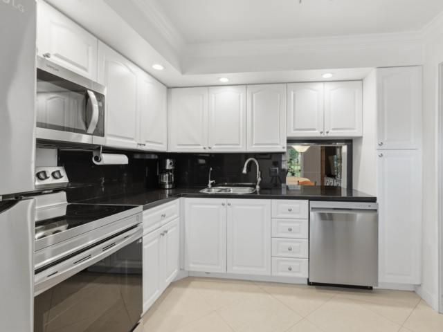 2615 NE 1st Court, Unit 106, Boynton Beach, FL 33435 Photo