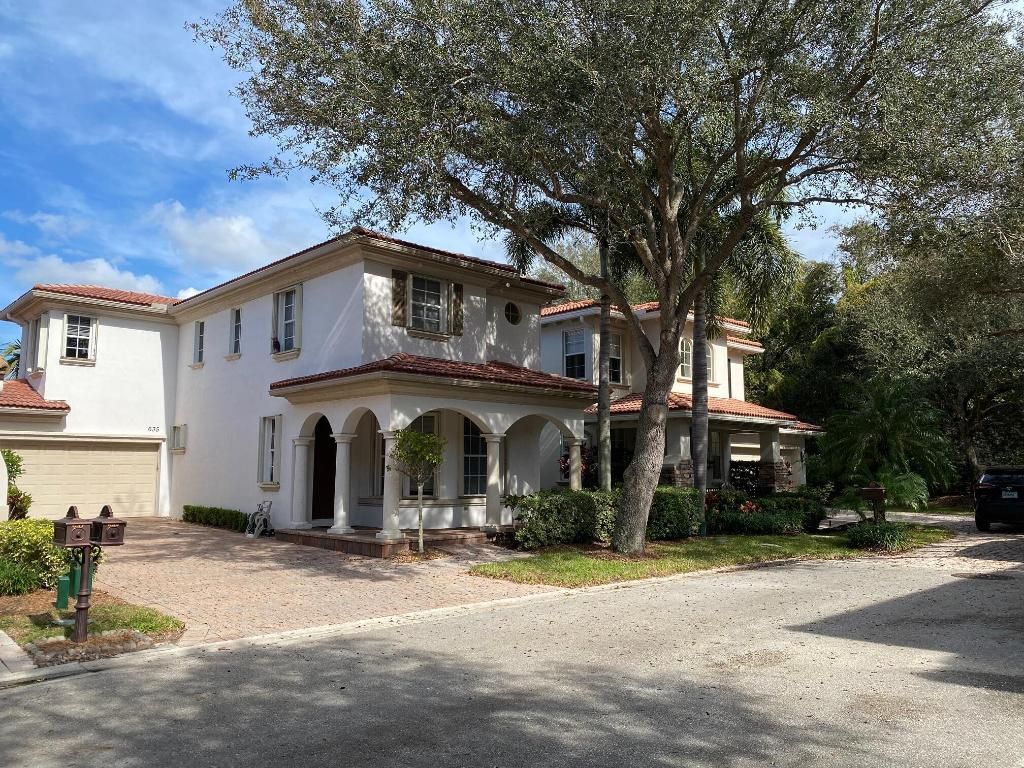 635 Castle Drive, Palm Beach Gardens, FL 33410 Photo