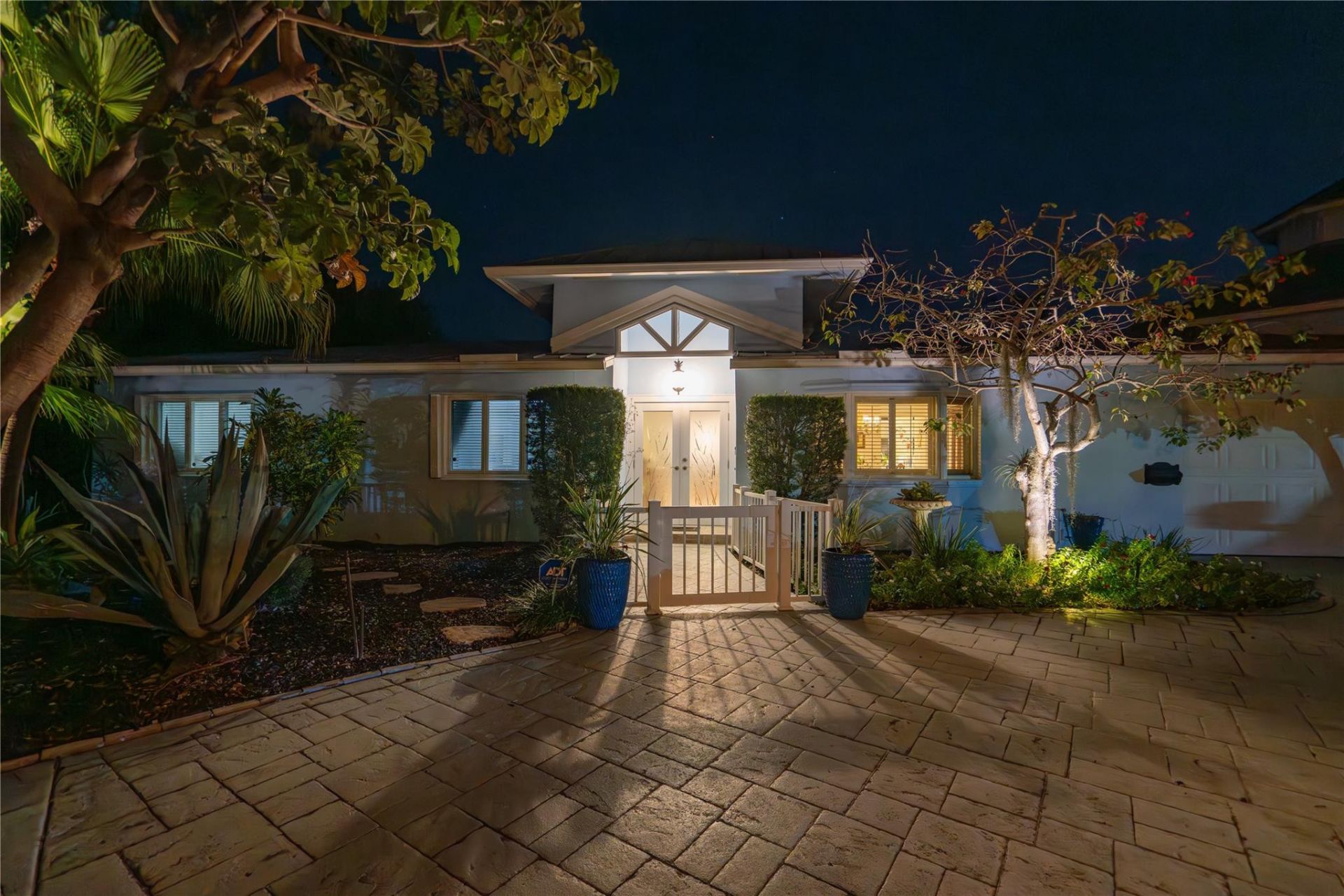 2432 NE 22nd Avenue, Lighthouse Point, FL 33064 Photo
