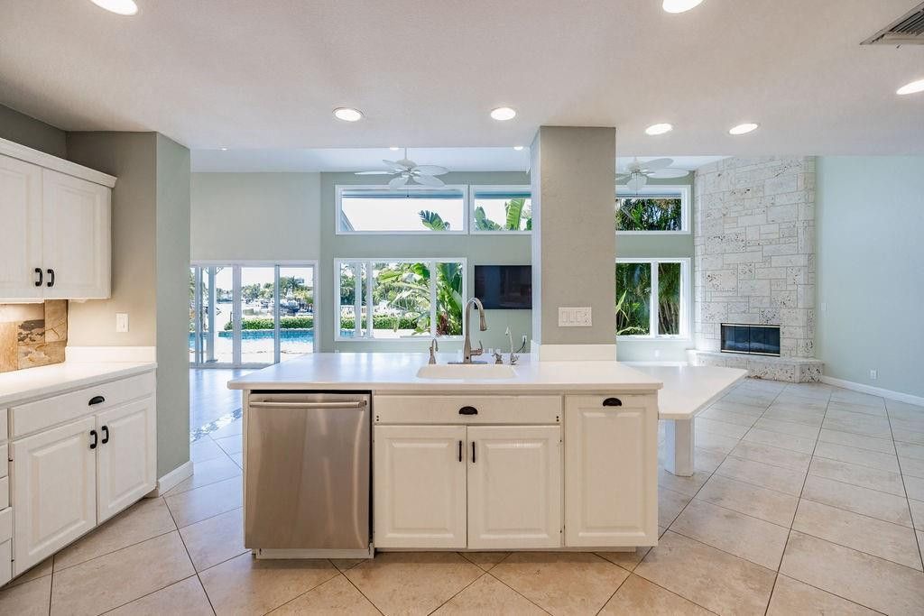 2432 NE 22nd Avenue, Lighthouse Point, FL 33064 Photo