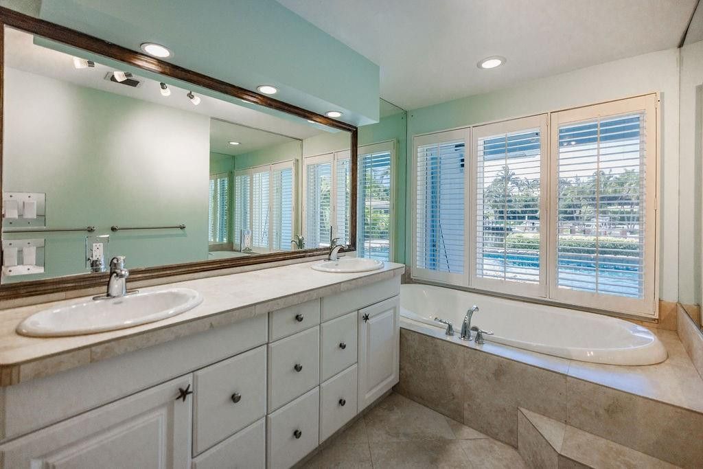 2432 NE 22nd Avenue, Lighthouse Point, FL 33064 Photo