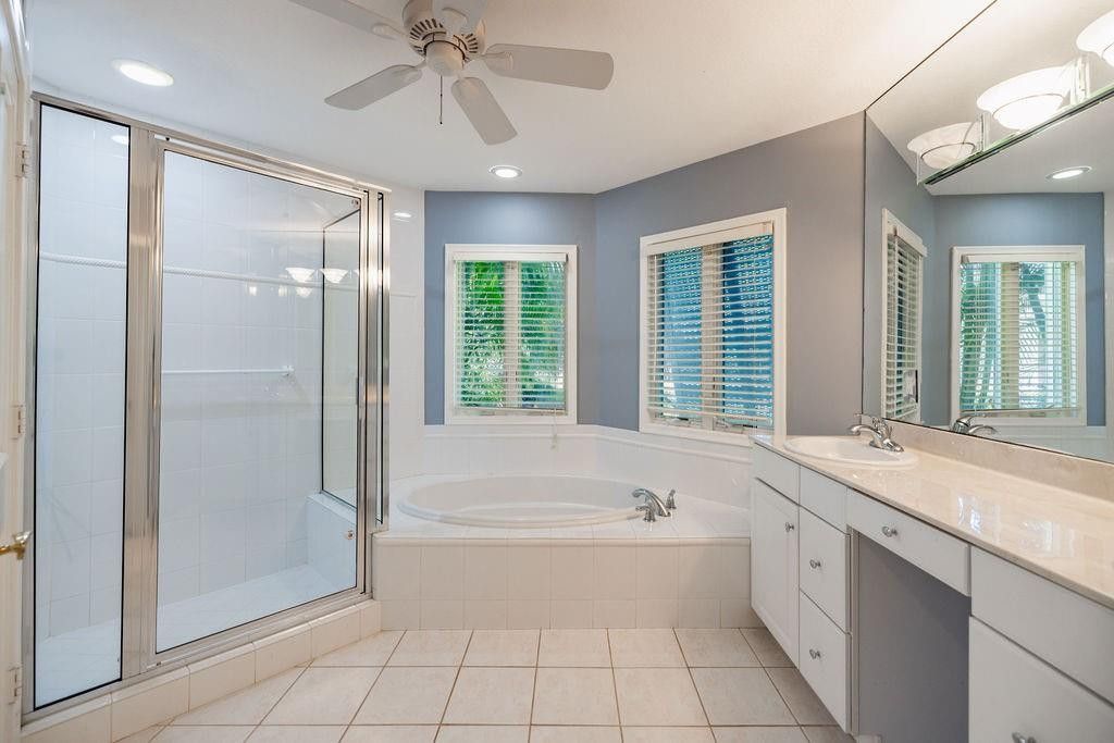 2432 NE 22nd Ave, Lighthouse Point, FL 33064 Photo