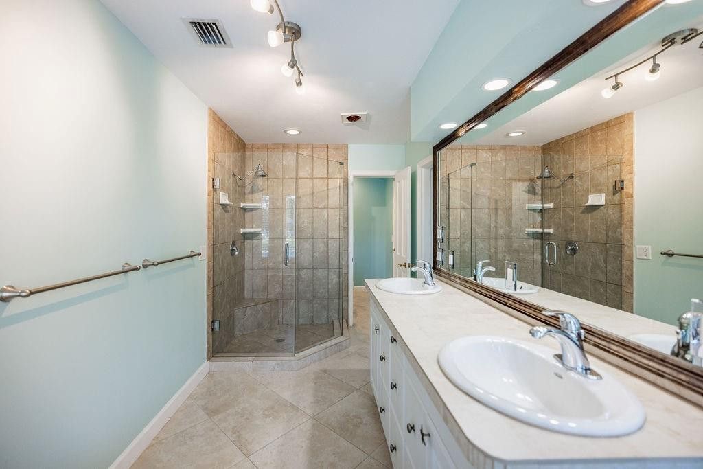 2432 NE 22nd Avenue, Lighthouse Point, FL 33064 Photo