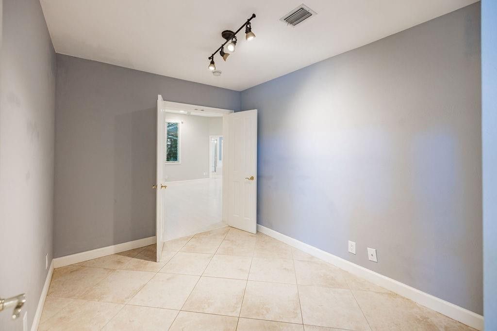 2432 NE 22nd Avenue, Lighthouse Point, FL 33064 Photo