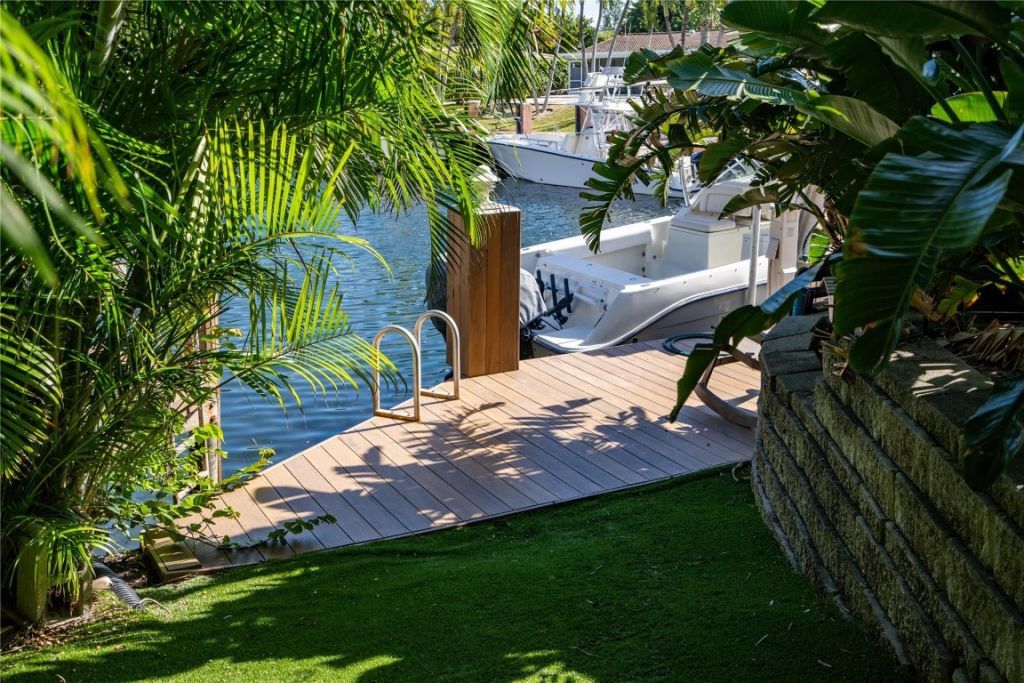 2432 NE 22nd Ave, Lighthouse Point, FL 33064 Photo