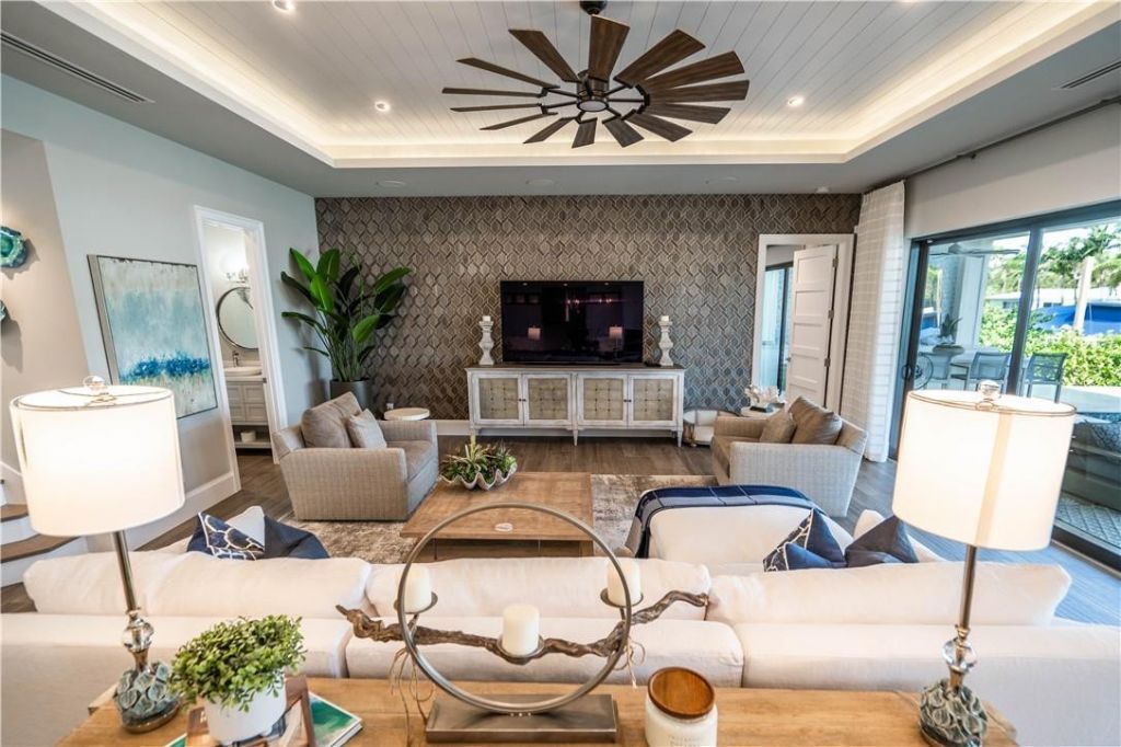 2349 NE 24th St, Lighthouse Point, FL 33064 Photo