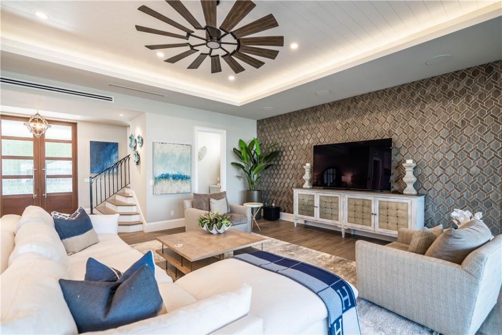 2349 NE 24th St, Lighthouse Point, FL 33064 Photo