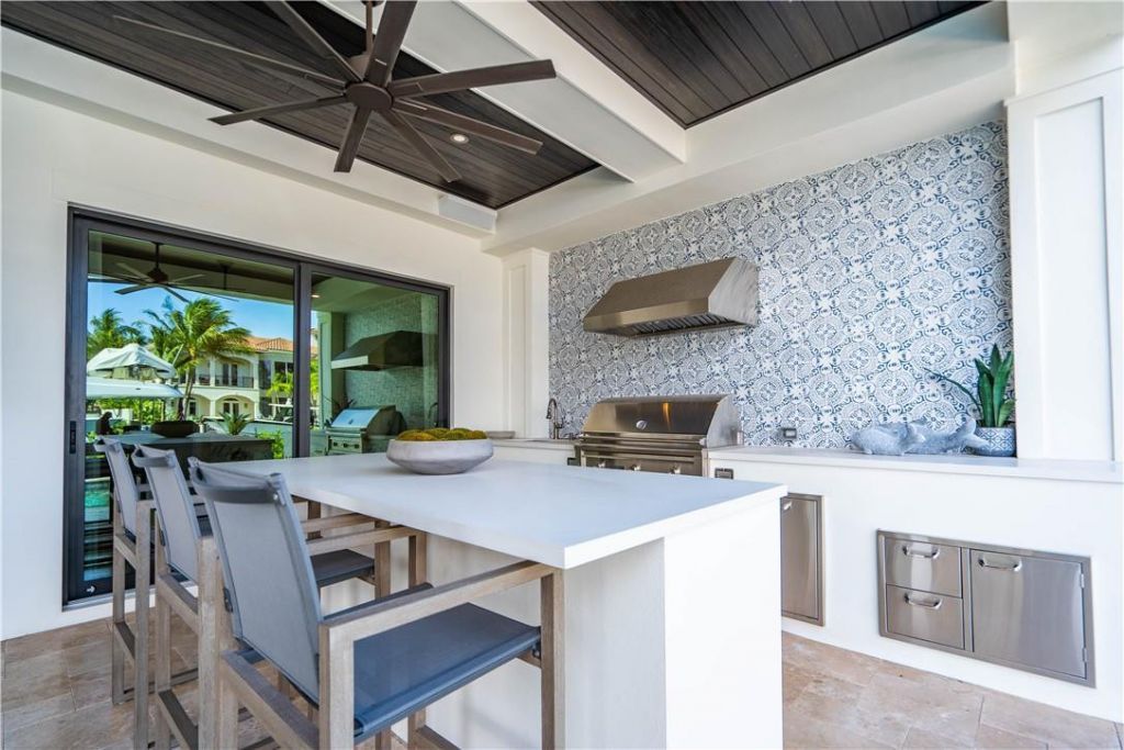 2349 NE 24th St, Lighthouse Point, FL 33064 Photo