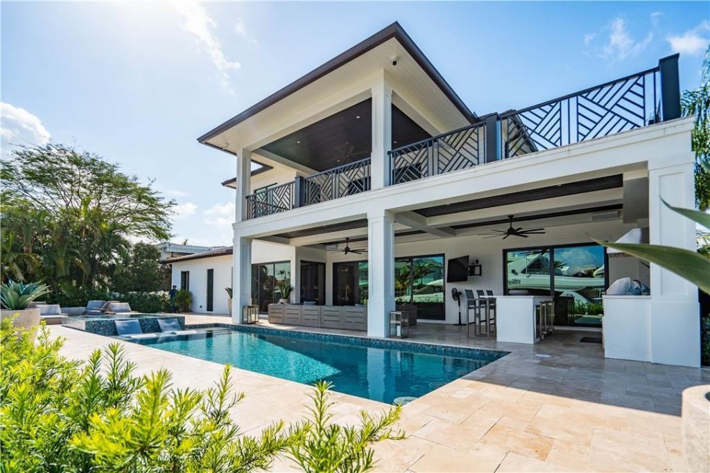 2349 NE 24th St, Lighthouse Point, FL 33064 Photo