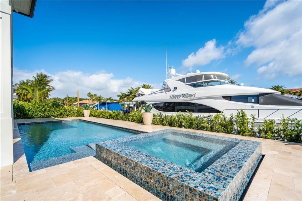 2349 NE 24th St, Lighthouse Point, FL 33064 Photo