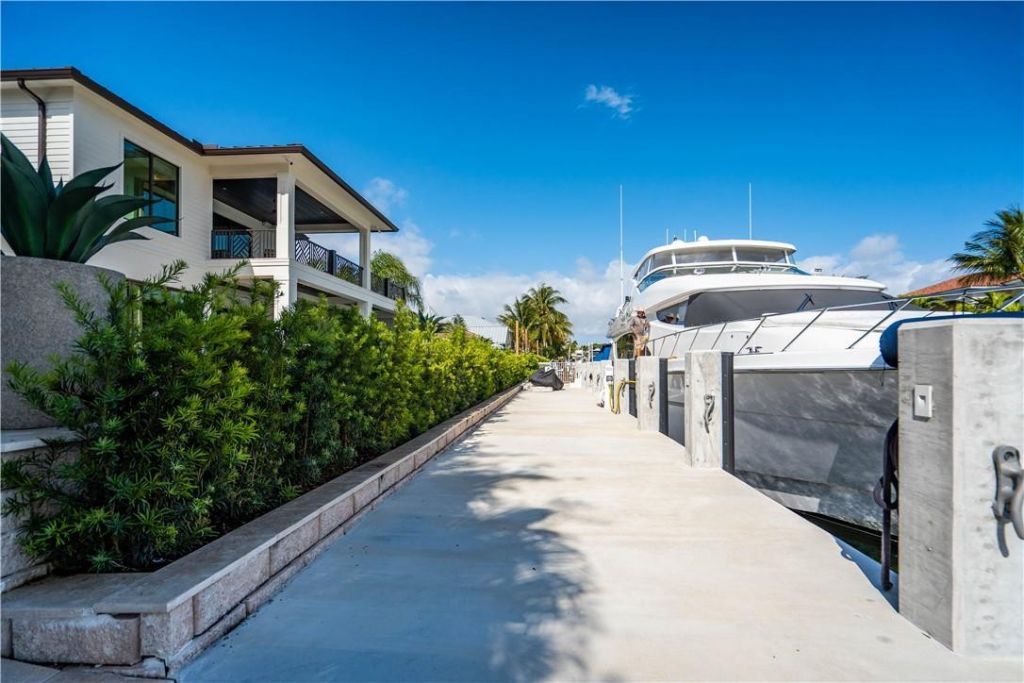 2349 NE 24th St, Lighthouse Point, FL 33064 Photo