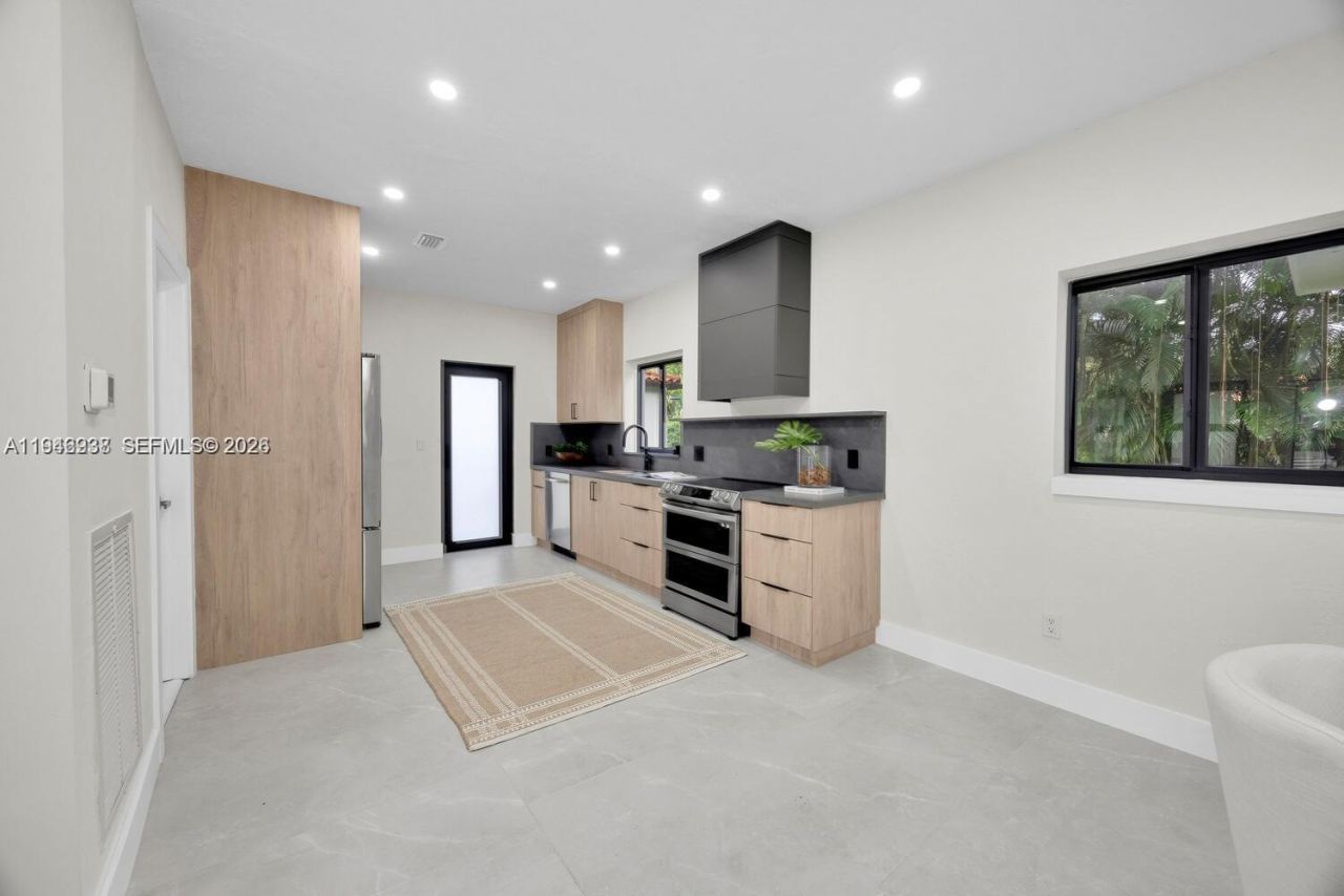 305 Fluvia Ave, Coral Gables, FL 33134 Photo