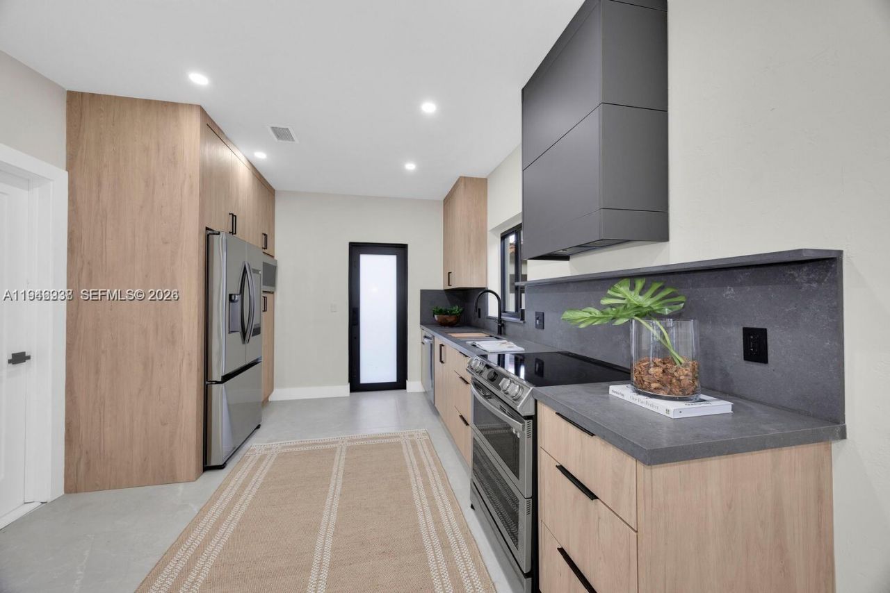 305 Fluvia Ave, Coral Gables, FL 33134 Photo