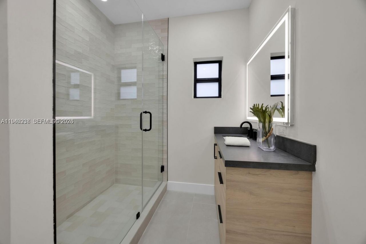 305 Fluvia Ave, Coral Gables, FL 33134 Photo