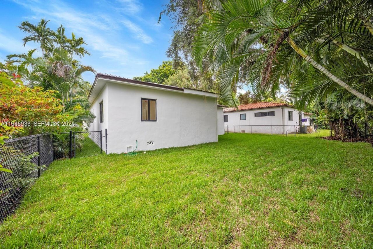 305 Fluvia Ave, Coral Gables, FL 33134 Photo