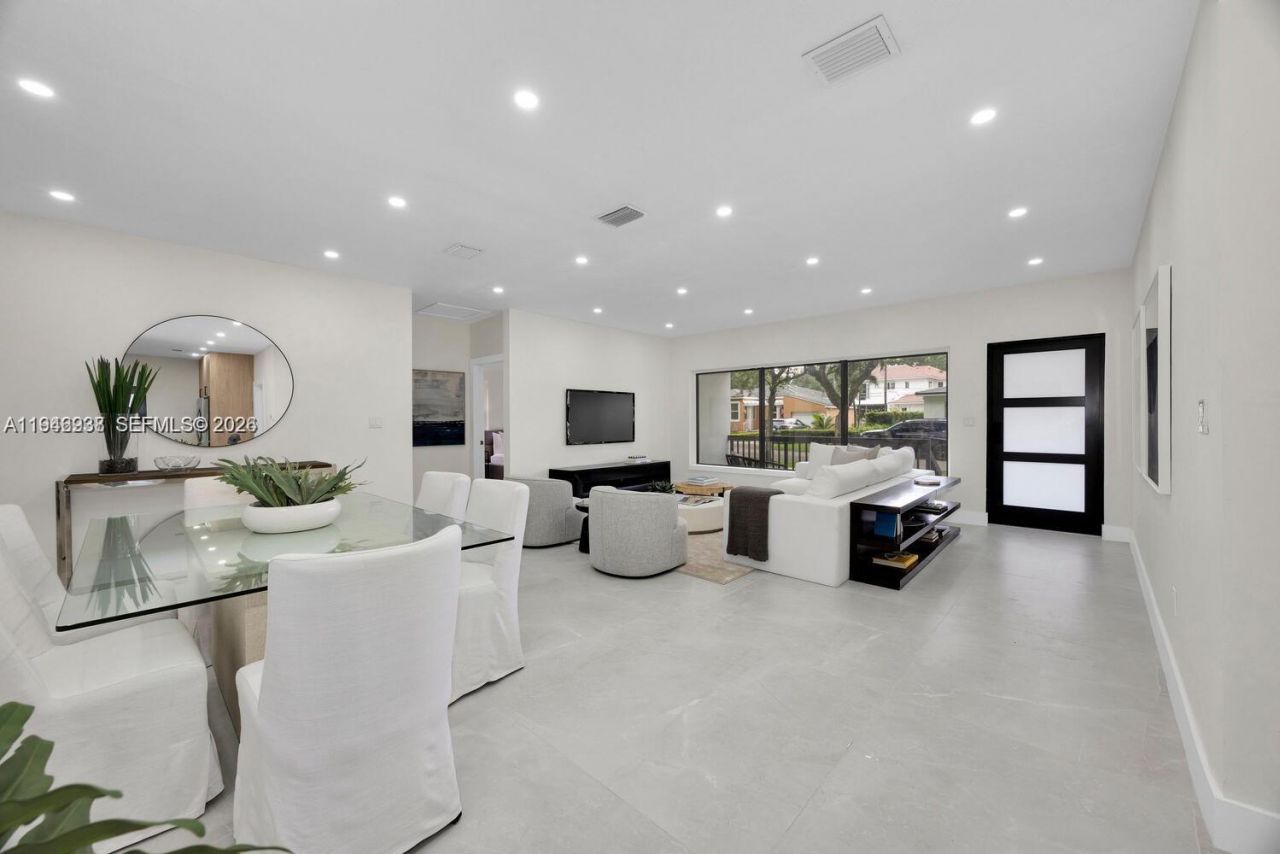 305 Fluvia Ave, Coral Gables, FL 33134 Photo