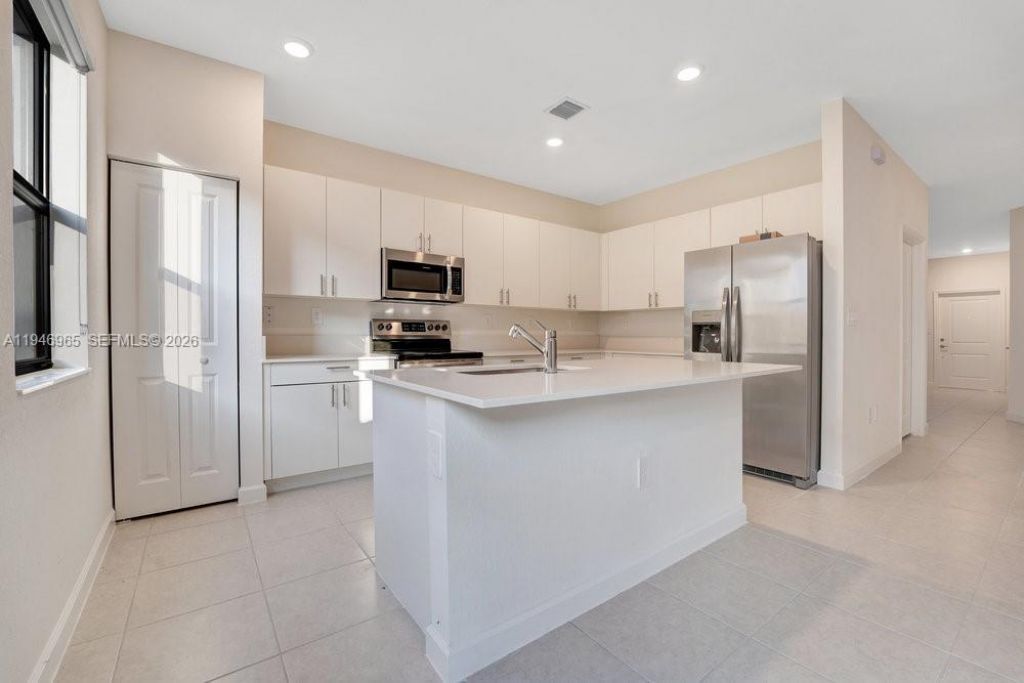 11918 SW 245th Ter, Unit 11918, Homestead, FL 33032 Photo