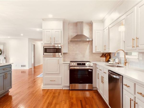 704 S Bartow Street, Cartersville, GA 30120