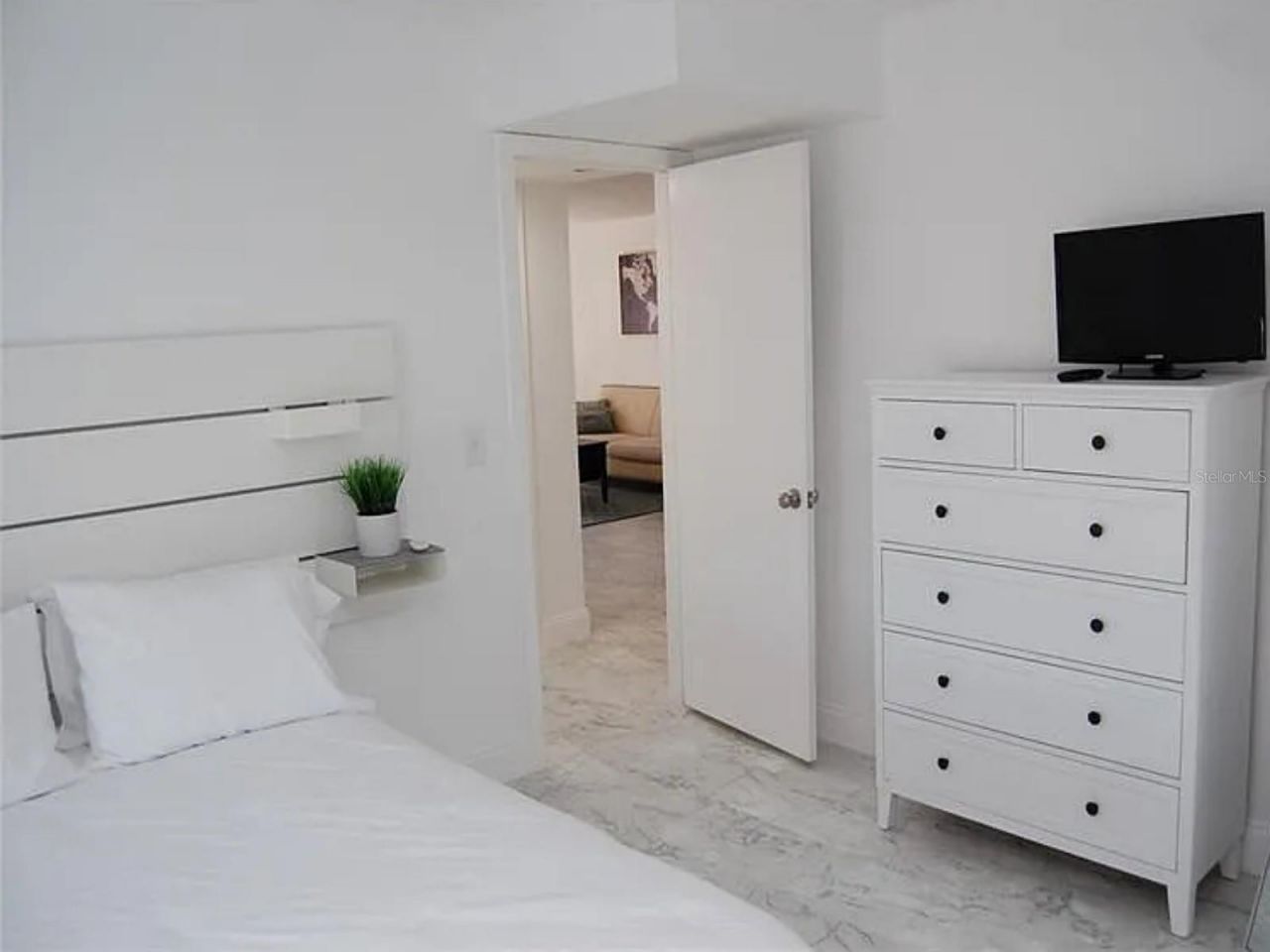 4904 38th Way S, Unit 417, Saint Petersburg, FL 33711 Photo