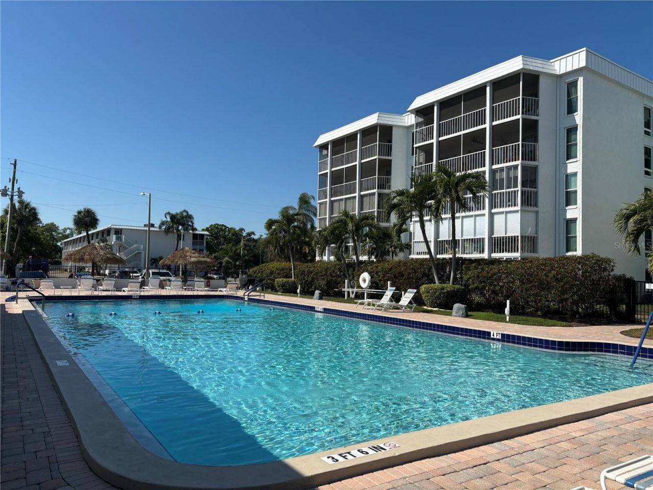 4904 38th Way S, Unit 417, Saint Petersburg, FL 33711 Photo