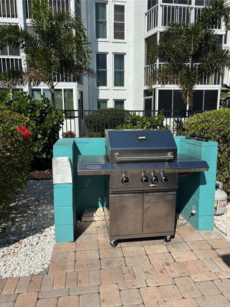 4904 38th Way S, Unit 417, Saint Petersburg, FL 33711 Photo