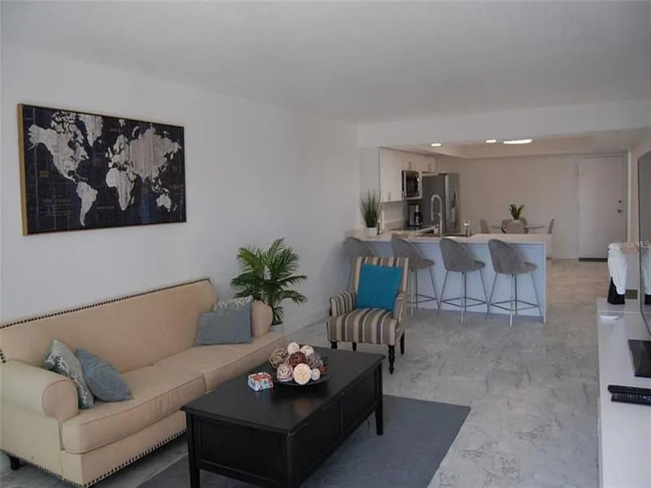 4904 38th Way S, Unit 417, Saint Petersburg, FL 33711 Photo