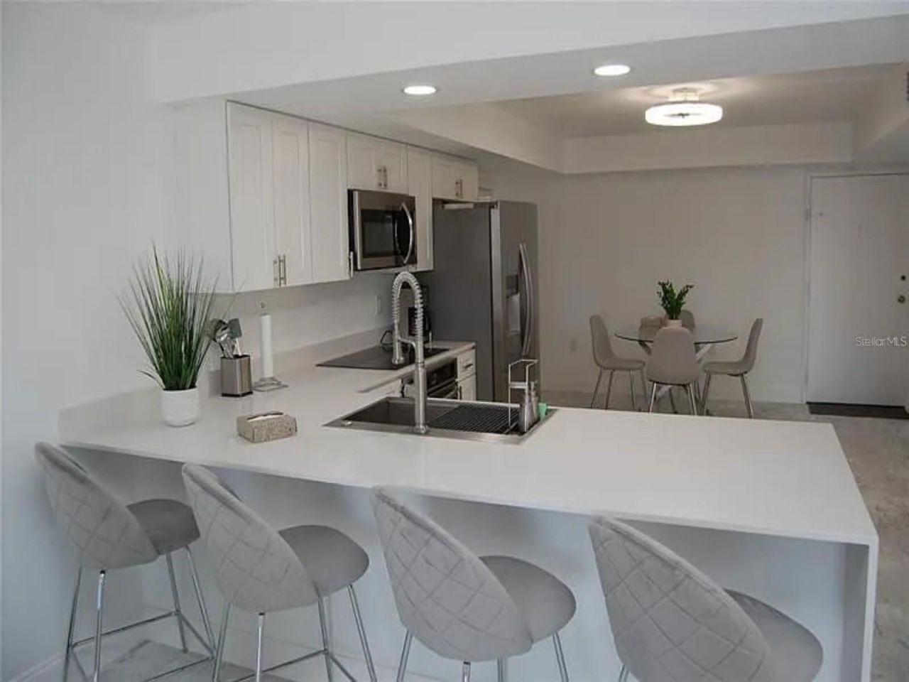 4904 38th Way S, Unit 417, Saint Petersburg, FL 33711 Photo