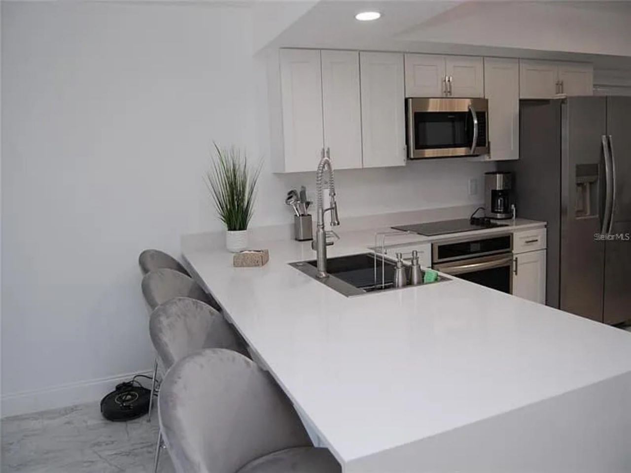 4904 38th Way S, Unit 417, Saint Petersburg, FL 33711 Photo