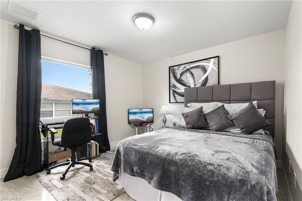 1137/1139 Edgerton Ave, Lehigh Acres, FL 33974 Photo