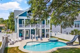 5907 Haskell Circle photo 4