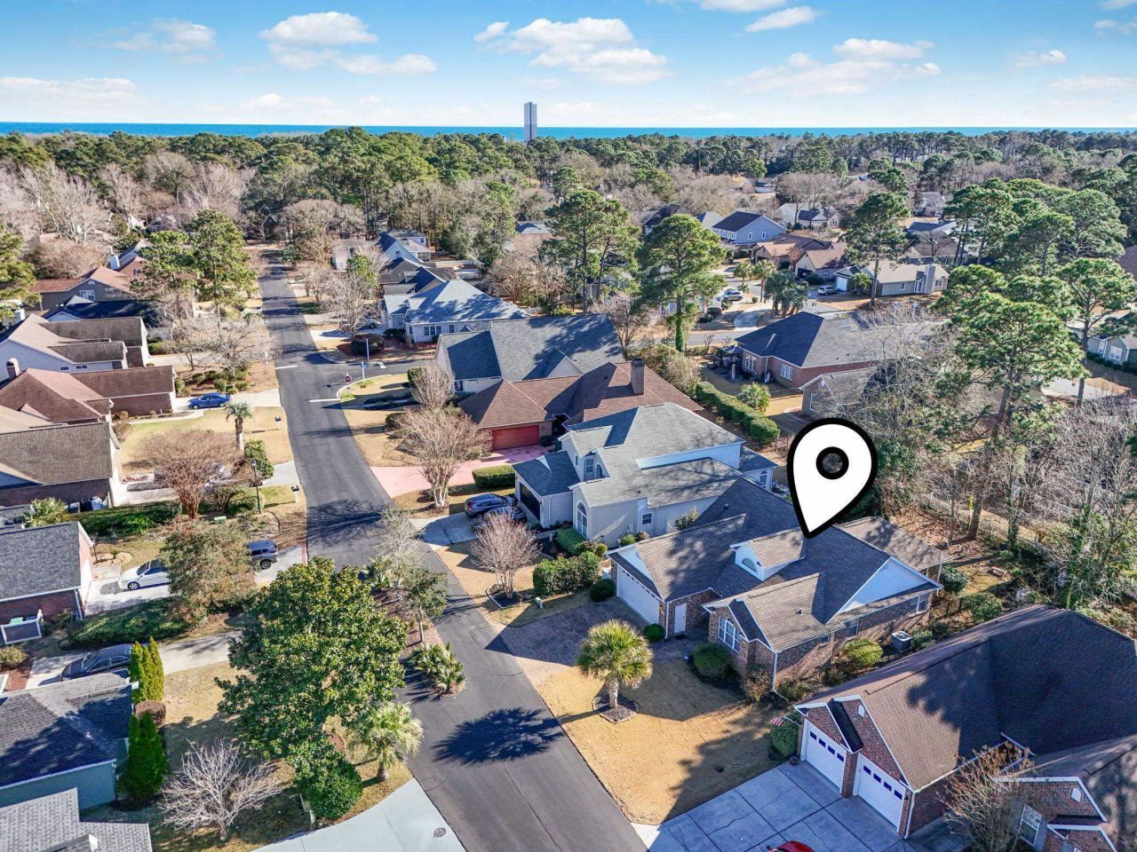 2110 N Berwick Dr. Photo 35