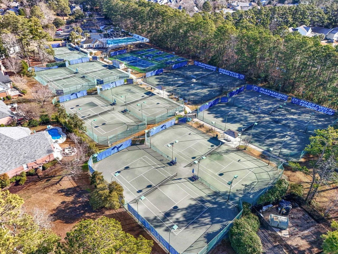 2110 N Berwick Dr. Photo 39